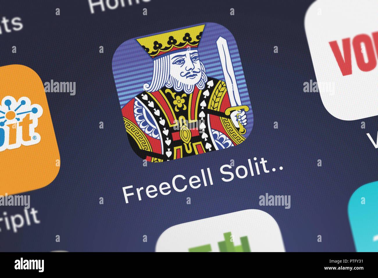 Play FreeCell Solitaire Online Free: HTML Free Cell Solitaire Classic App