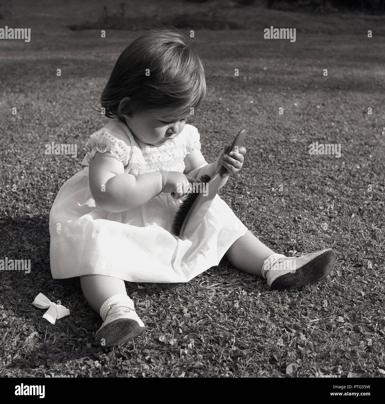 1960s girl black and white hires stock photography and images Alamy