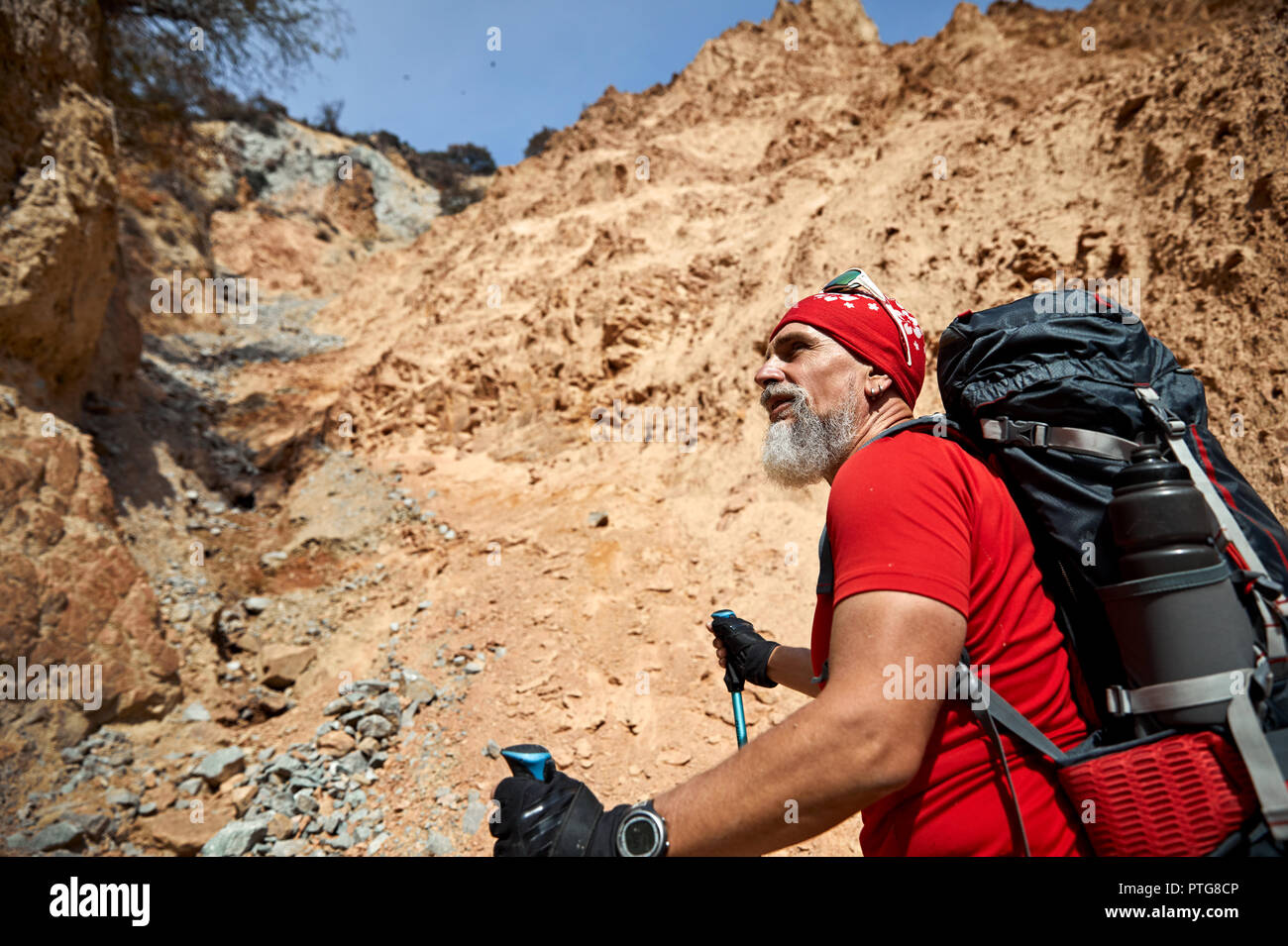 Old man with white beard hi-res stock photography and images - Alamy
