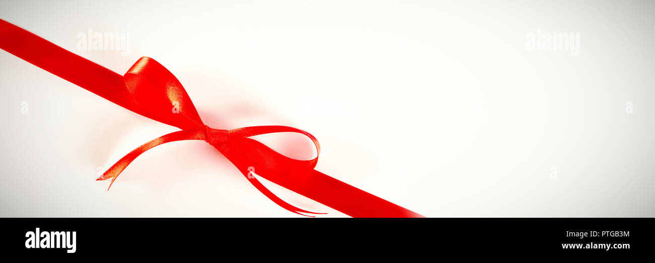 Ribbon knot hi-res stock photography and images - Alamy