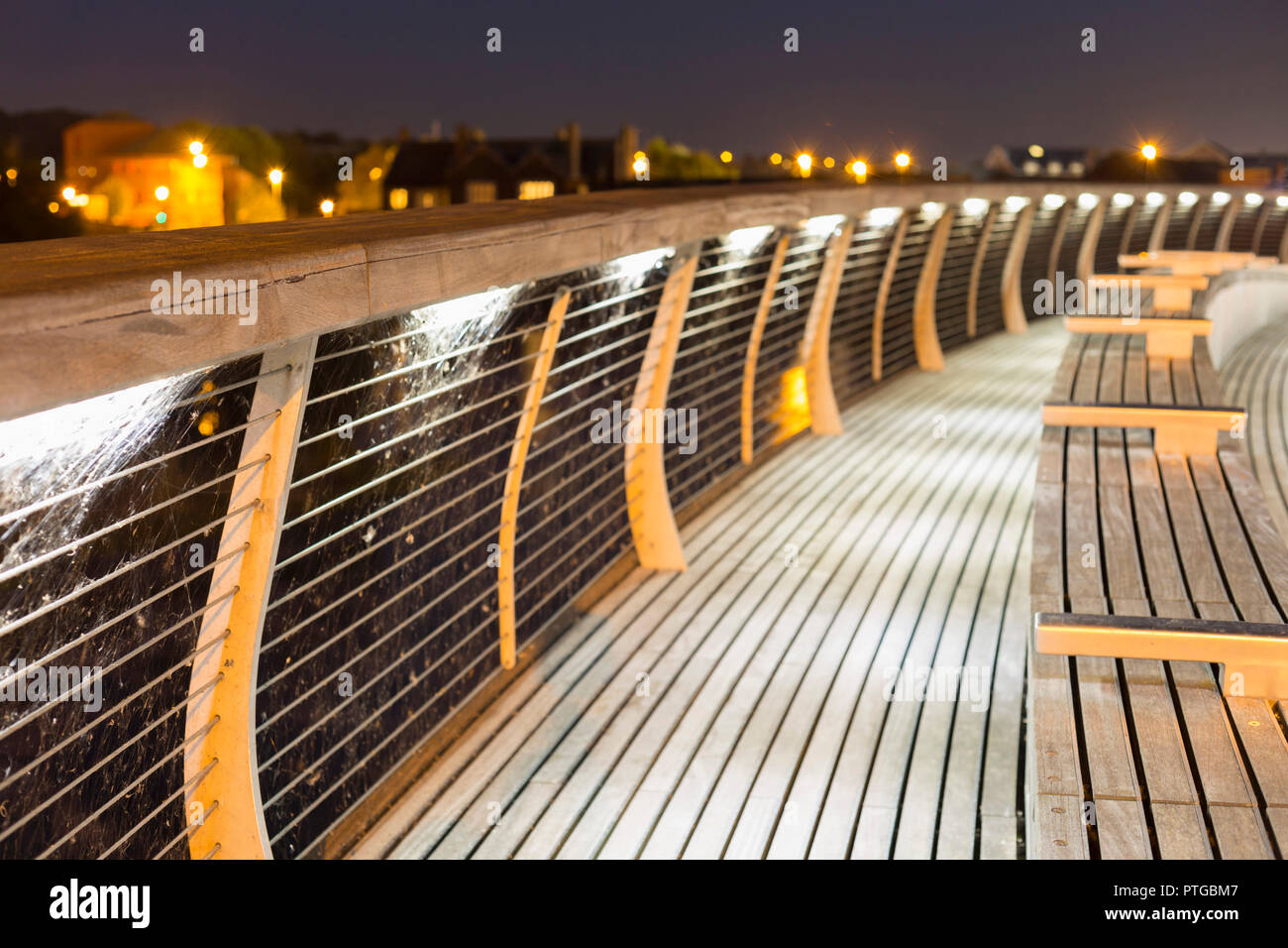 Footbridge over River Aire, at night, Castleford, West Yorkshire, England, September Stock Photo