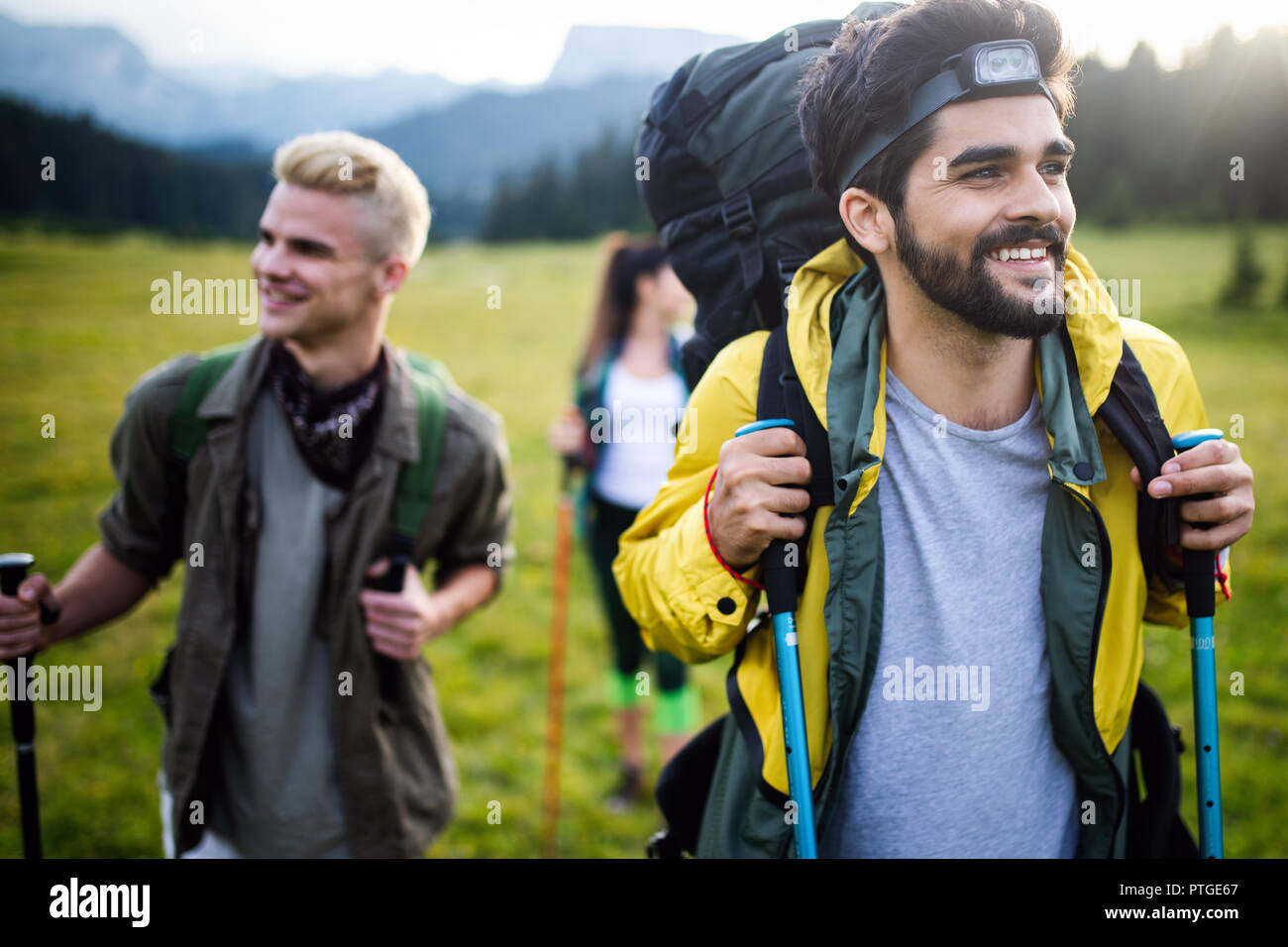 Young people group nature hi-res stock photography and images - Alamy