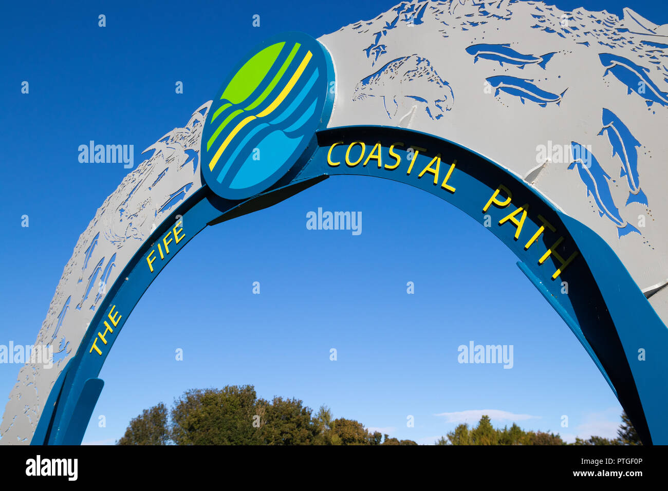 The Fife Coastal Path start / finish arch in Mugdrum Park Newburgh Fife Scotland Stock Photo Alamy