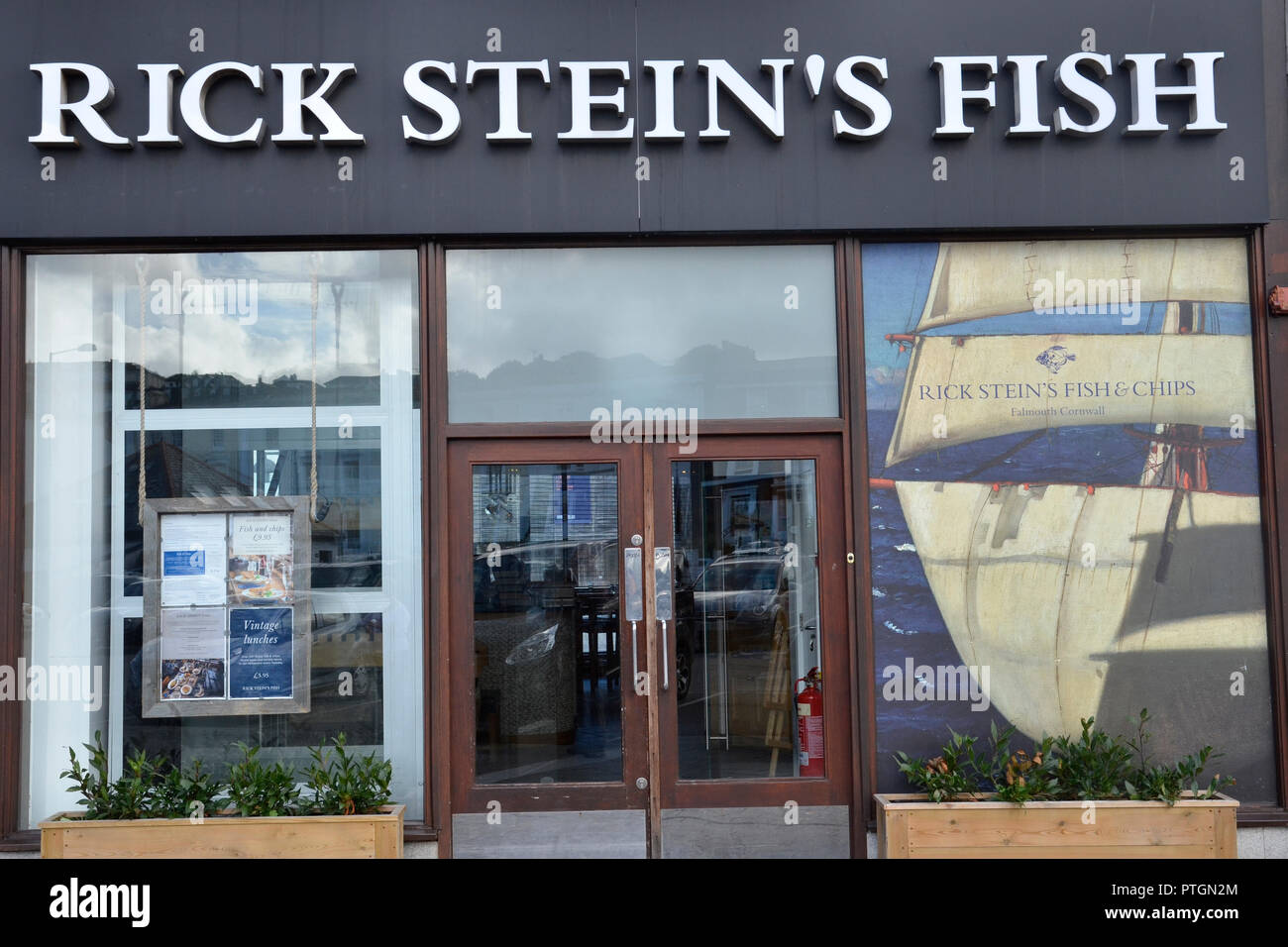 Rick stein's fish restaurant hi-res stock photography and images - Alamy