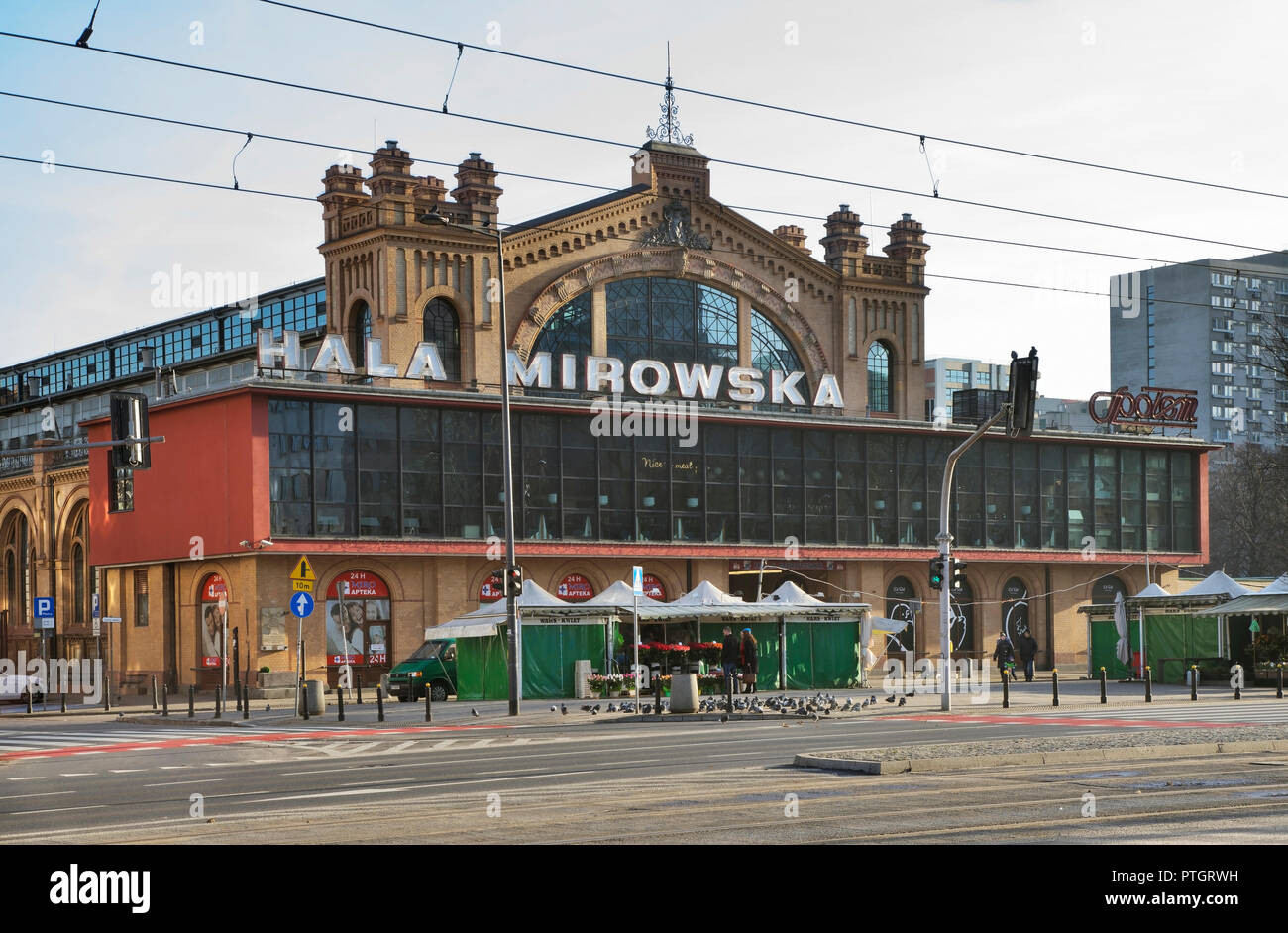 Hala Mirowska (Mirow's Halls) in Warsaw. Poland Stock Photo Alamy