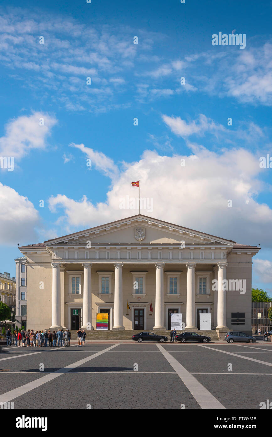 Town Hall Vilnius, scenic view of the neoclassical style Town Hall building (1799) in Vilnius Town Hall Square (Rotuses aikste), Lithuania. Stock Photo