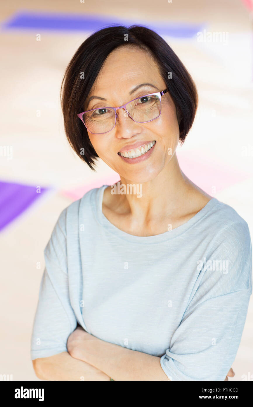 Portrait smiling senior woman Stock Photo - Alamy