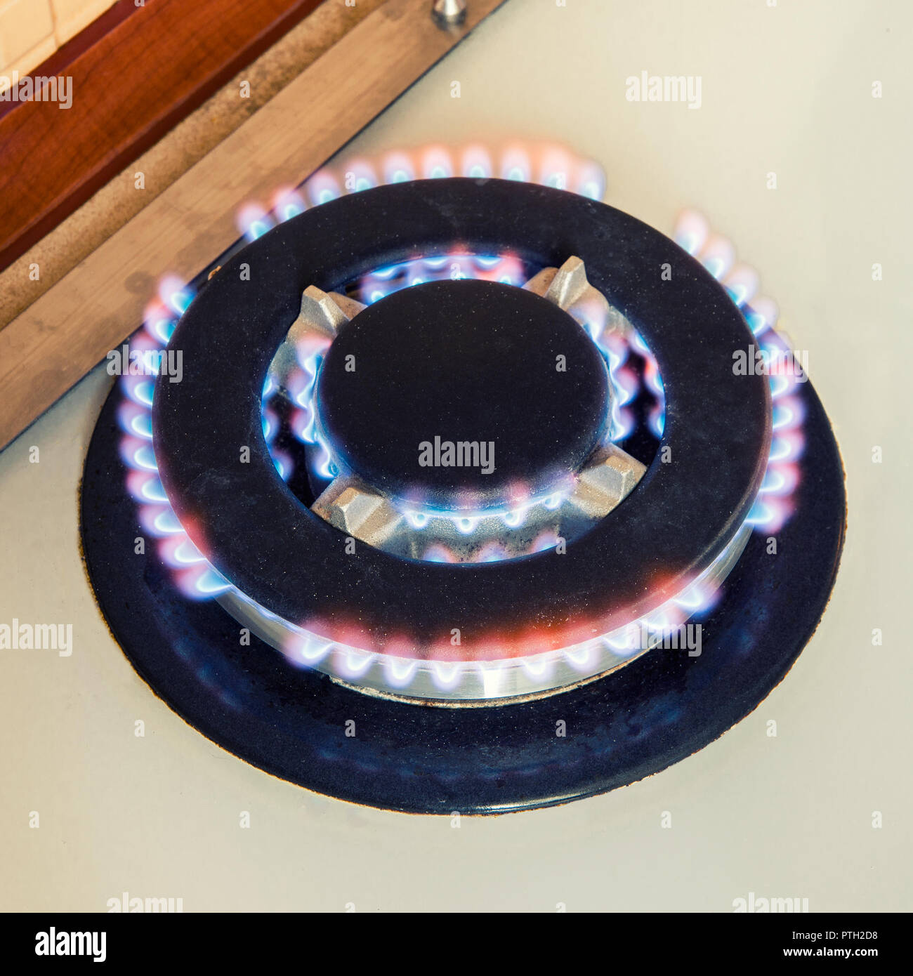 gas burning blue flame Stock Photo Alamy