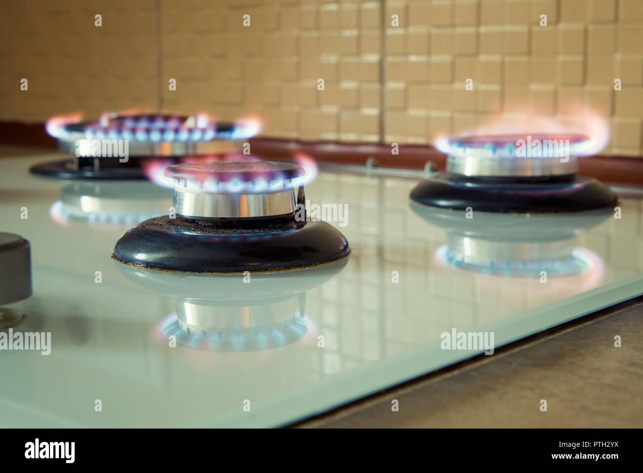 gas burning blue flame Stock Photo Alamy