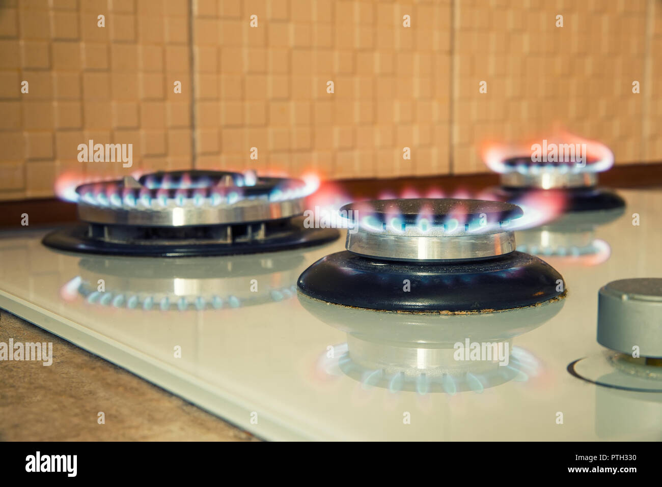 gas burning blue flame Stock Photo Alamy