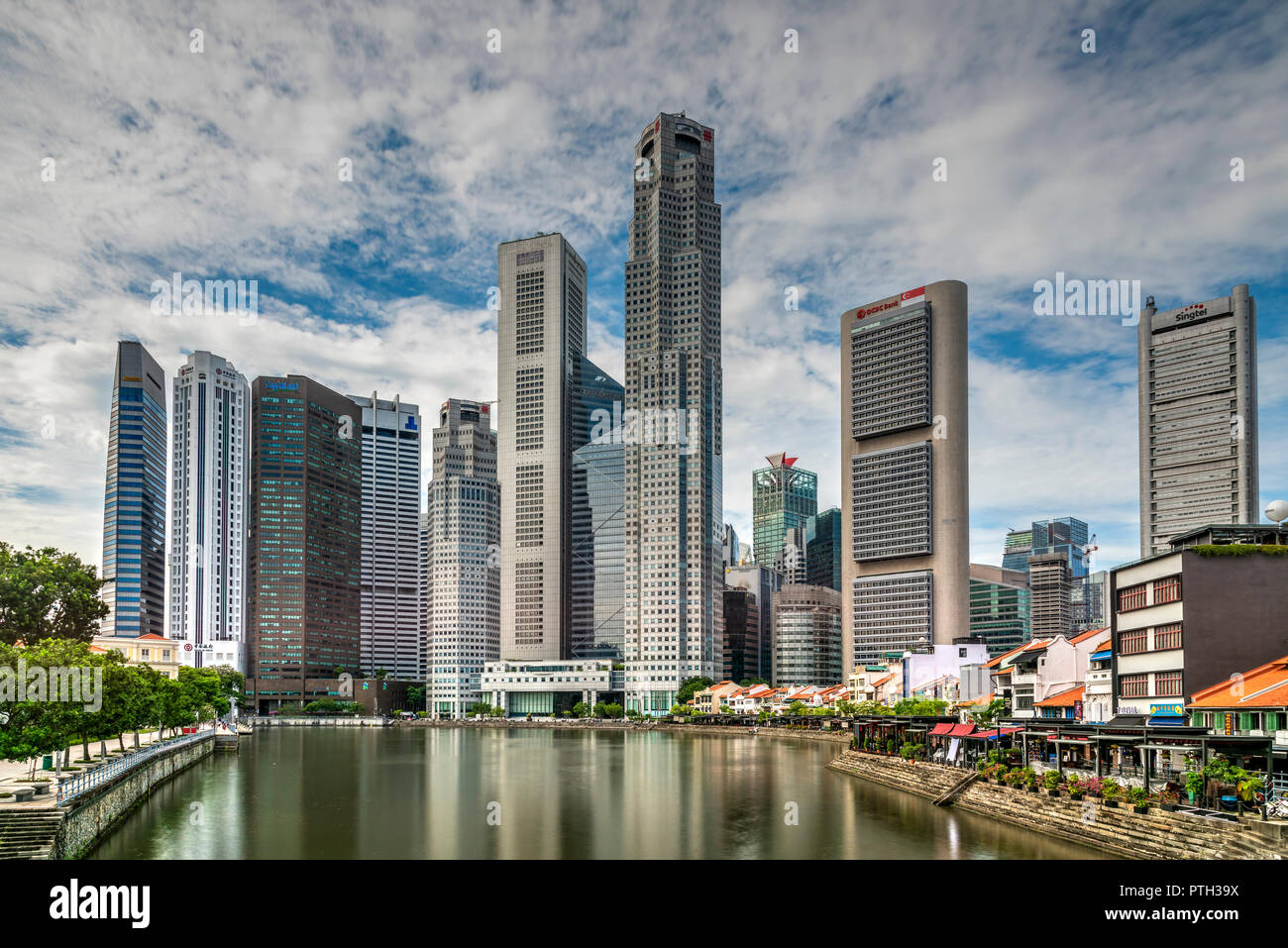 Singapore city center hi-res stock photography and images - Alamy
