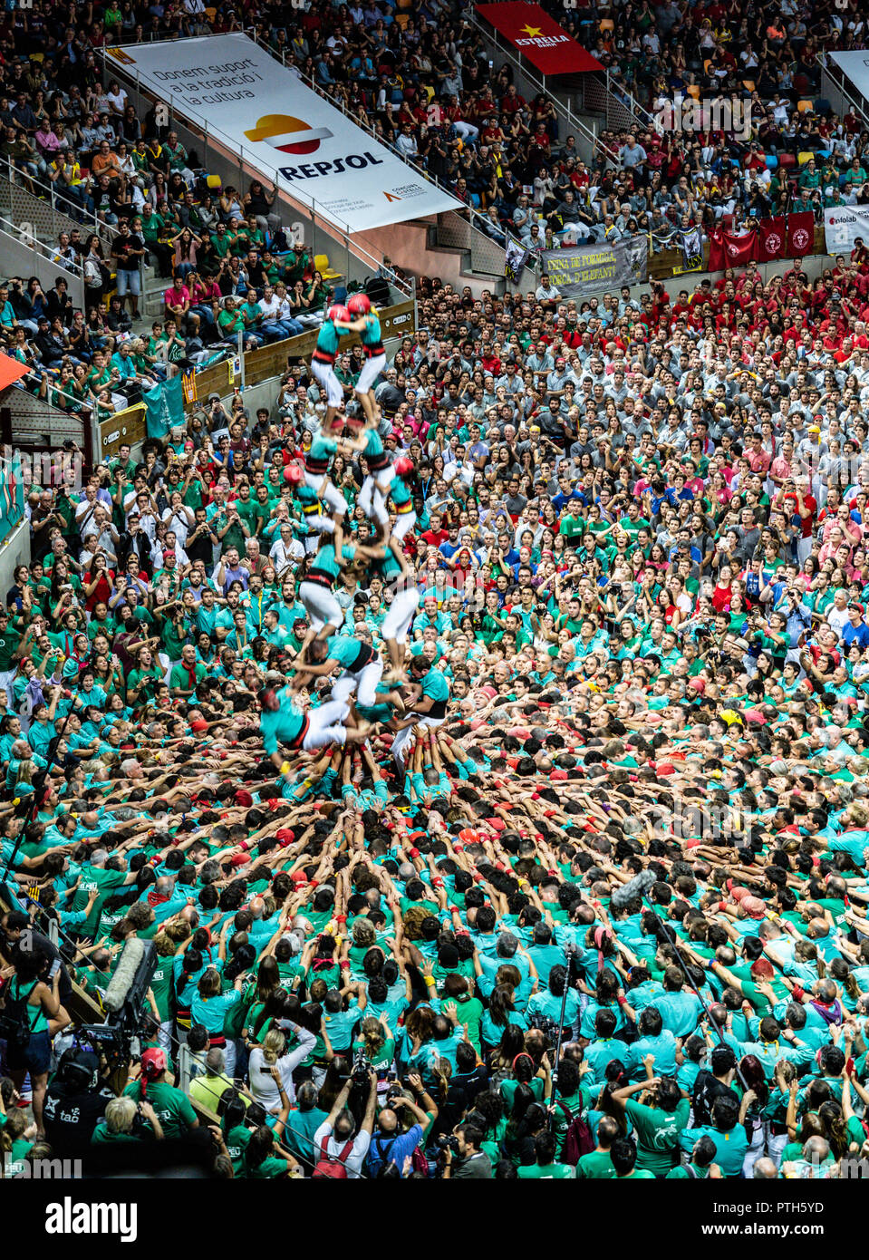 Human tower spain falling hires stock photography and images Alamy