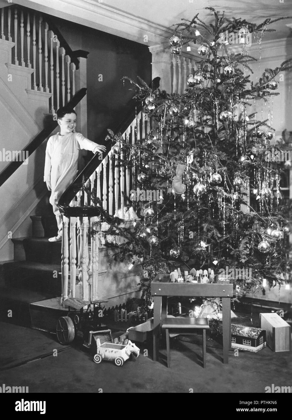 1940s Christmas Tree