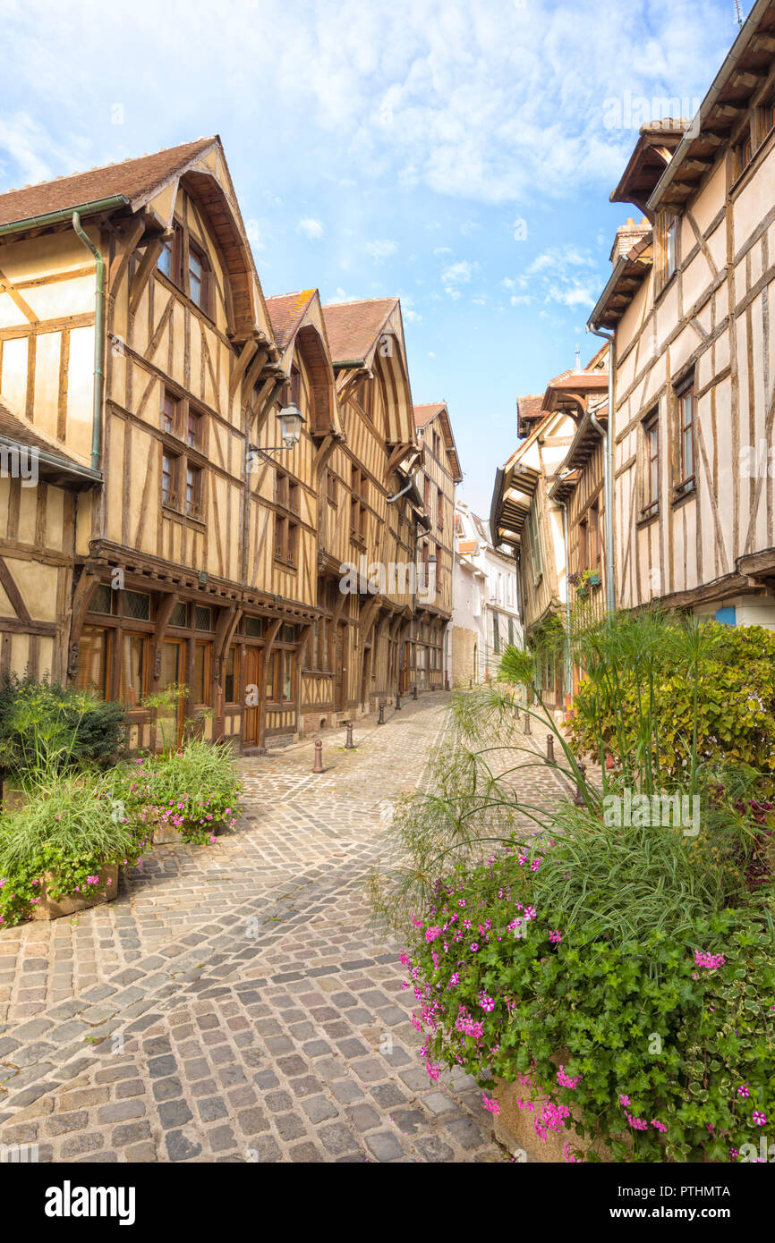 Alley with half-timbered houses at the historic old town of Troyes, Champagne-Ardenne, France Stock Photo