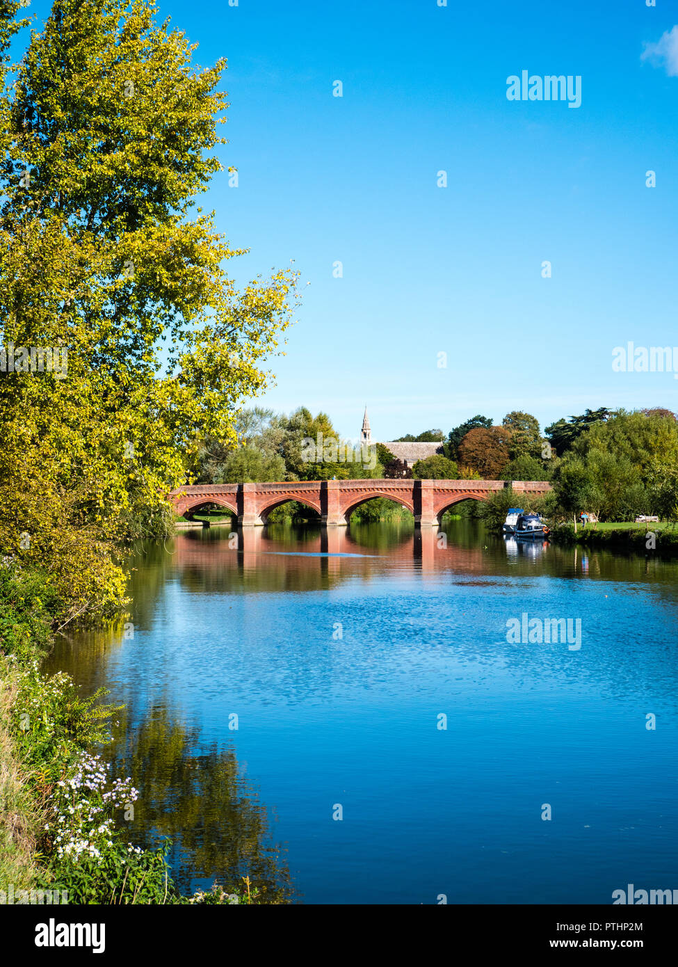 Clifton Hampden Bridge,Clifton Hampden, River Thames, Oxfordshire, England, UK, GB. Stock Photo
