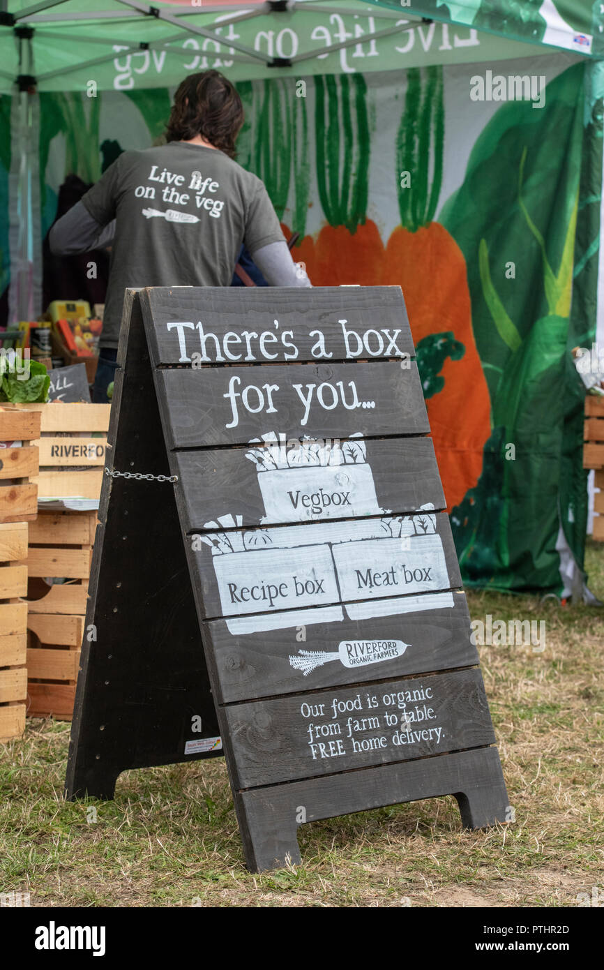 Riverford organic farmers food box scheme sign at Thame food festival. Thame, Oxfordshire, UK Stock Photo