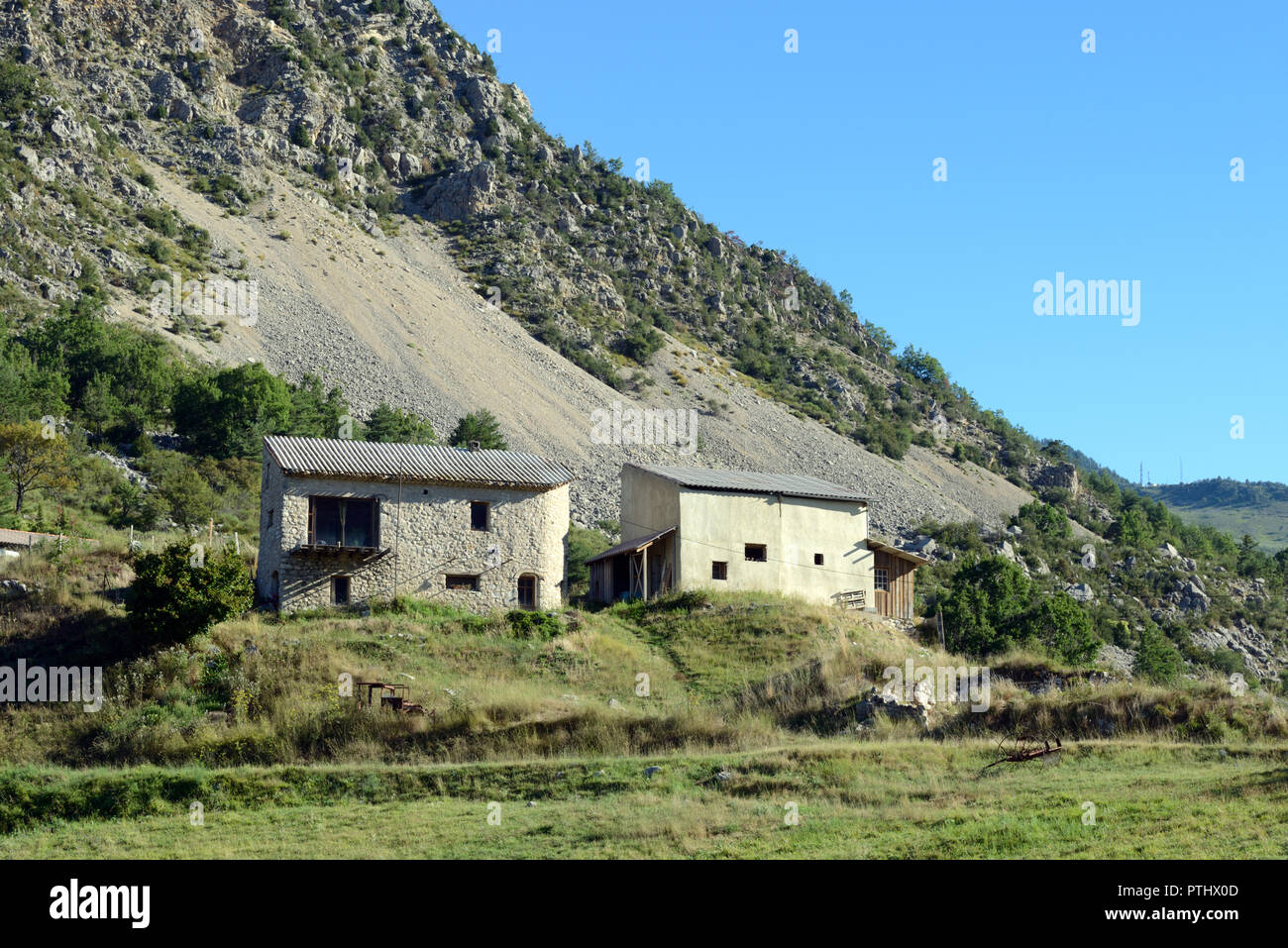 Remote Alpine Hill Farm and Farmhouse at Taloire in the Verdon Gorge French Alps Alpes-de-Haute-Provence Provence France Stock Photo