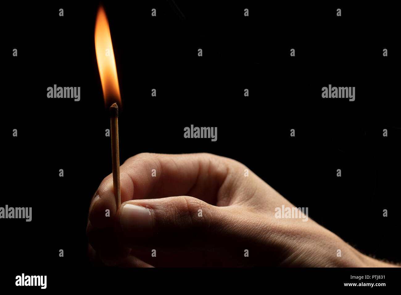 burning match, brennendes Streichholz Stock Photo