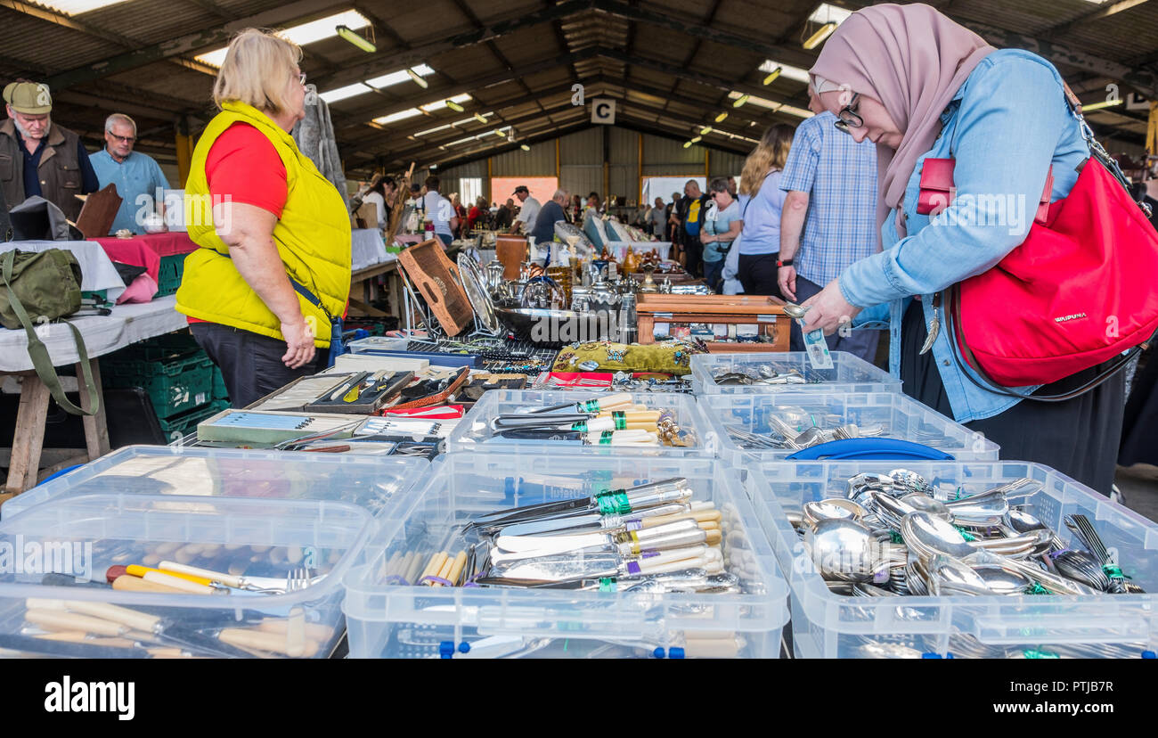 Cutlery for sale at Melton Mowbray livestock market Stock Photo Alamy