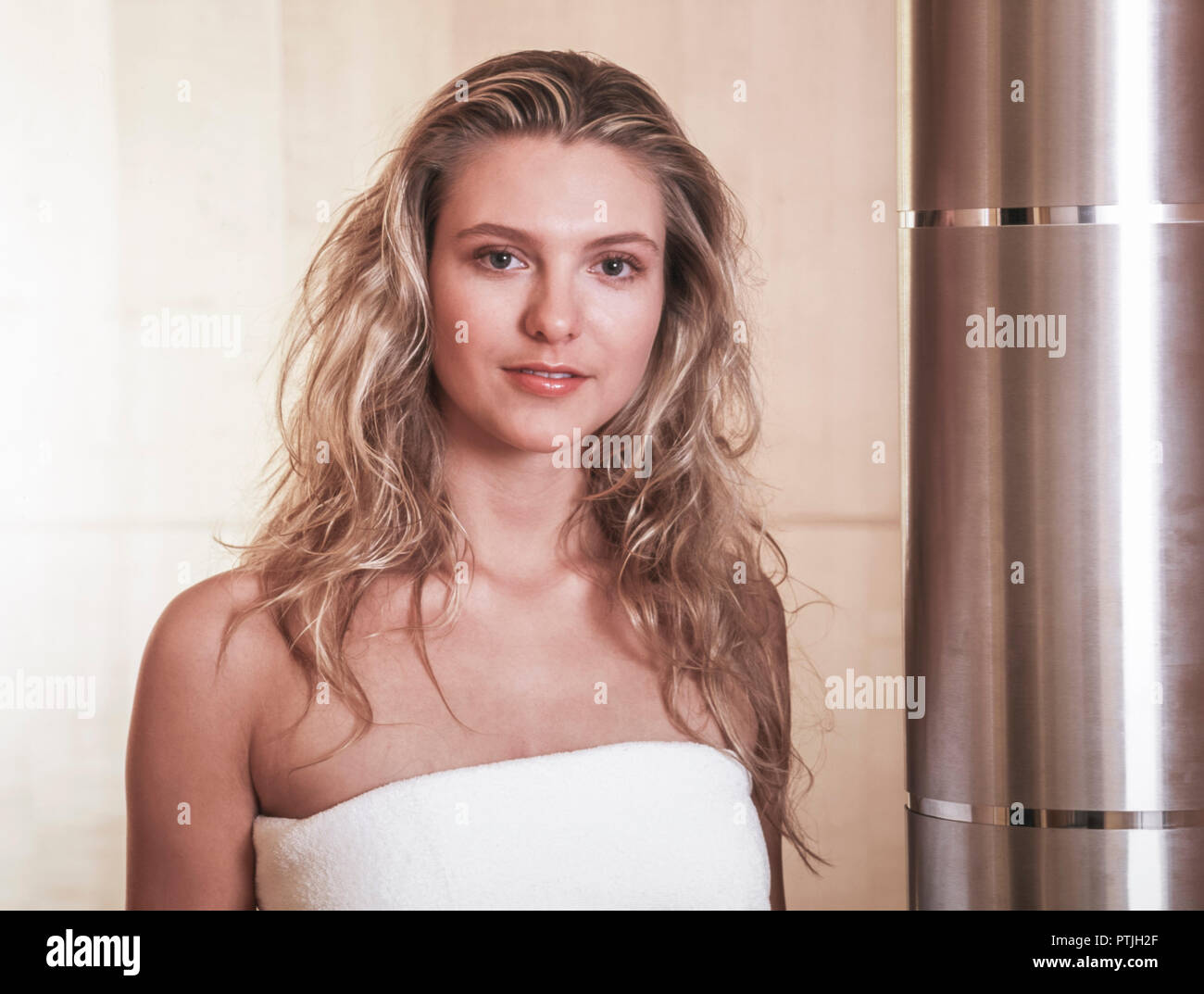 Lange Blonde Haare High Resolution Stock Photography And Images Alamy