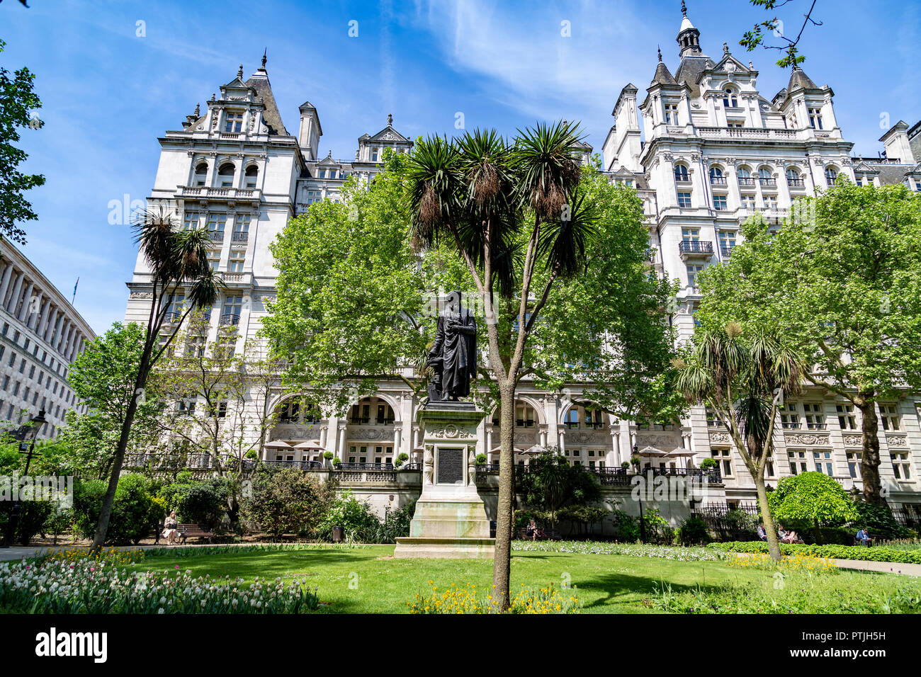 Whitehall Gardens on Victoria Embankment with William Tyndale Statue