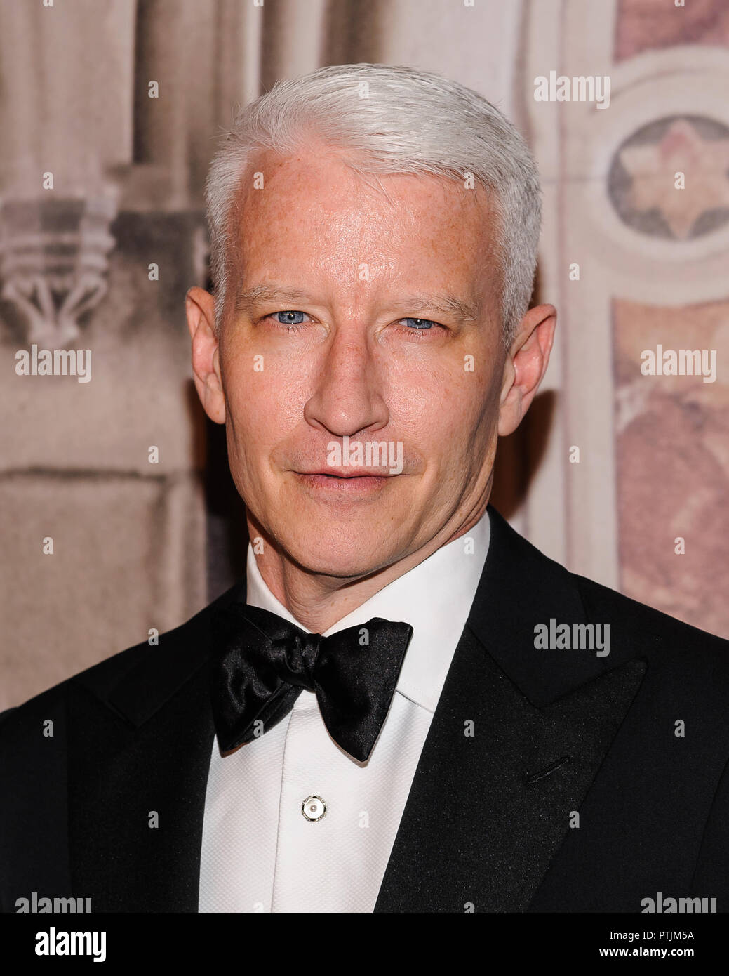 Anderson cooper ralph lauren hi-res stock photography and images - Alamy