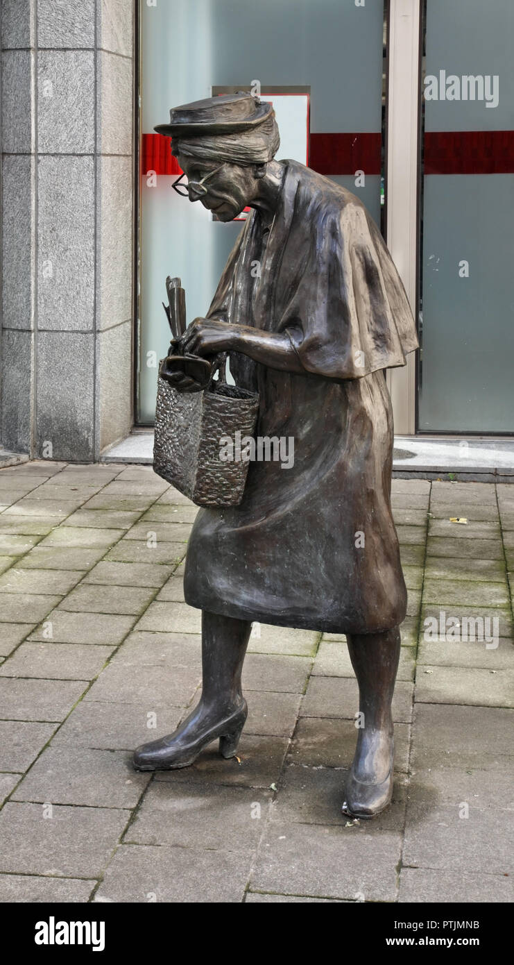 Madame Chapeau in Brussels. Belgium Stock Photo - Alamy