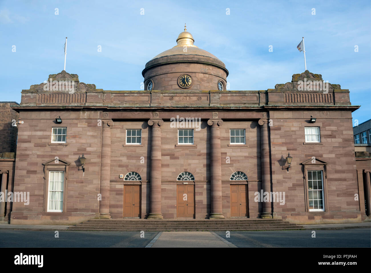 Montrose Academy, Secondary school in Montrose designed in 1815 and built in 1820 with a golden roof Stock Photo