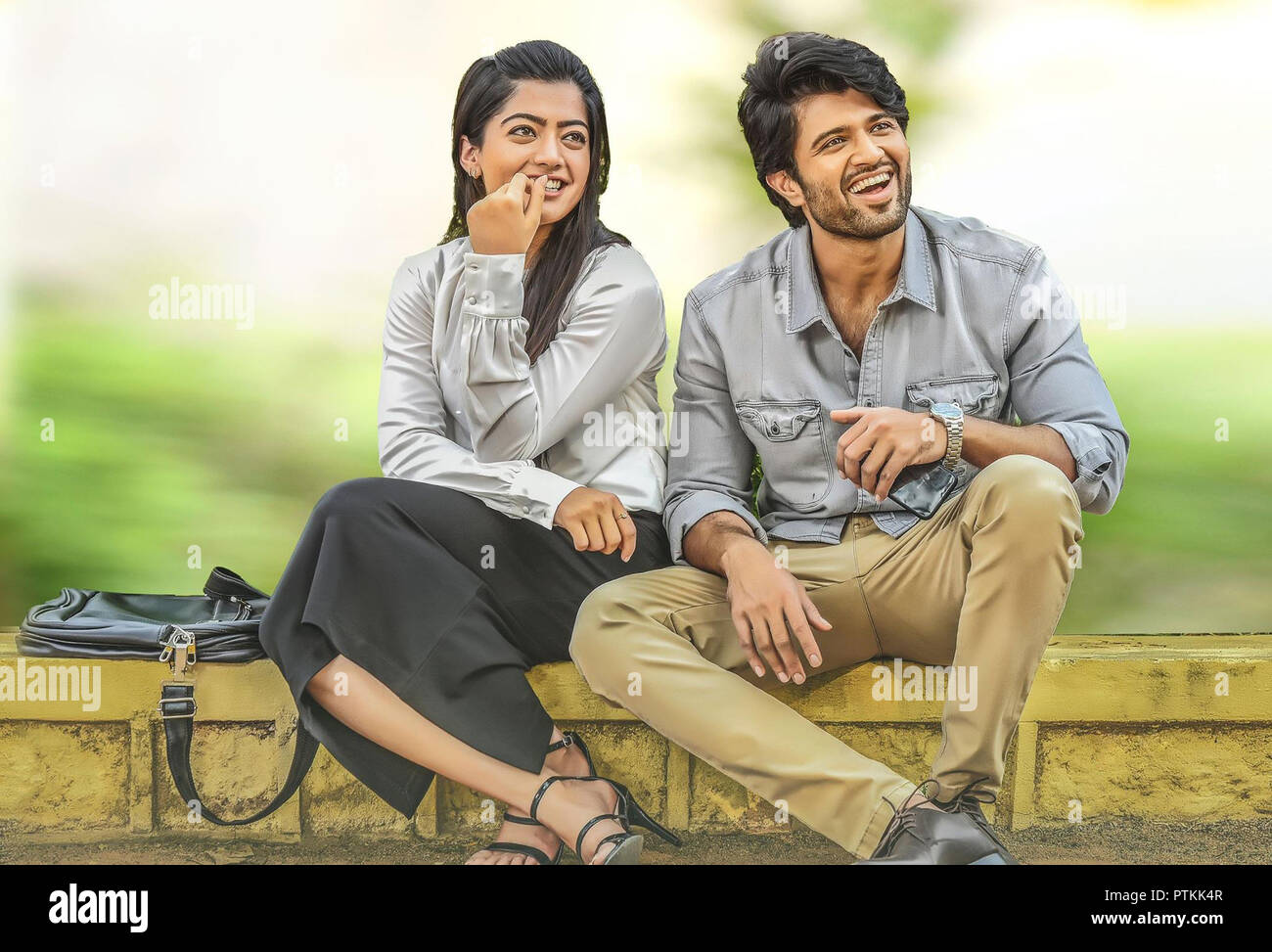 Geetha Govindam From Left Vijay Deverakonda Rashmika Mandanna 18 C Sarigama Cinemas Courtesy Everett Collection Stock Photo Alamy
