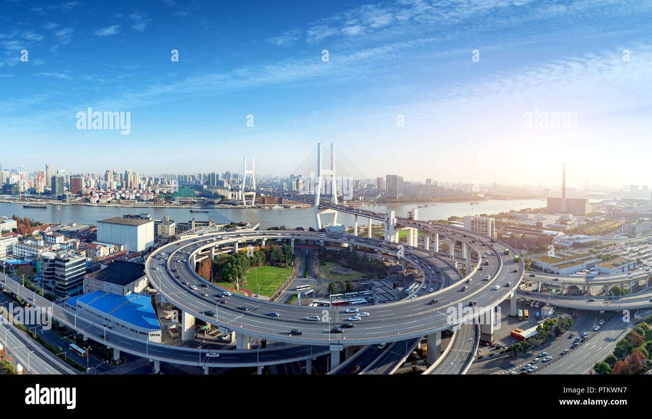 Beautiful Nanpu Bridge, crossing the Huangpu River, Shanghai, China ...