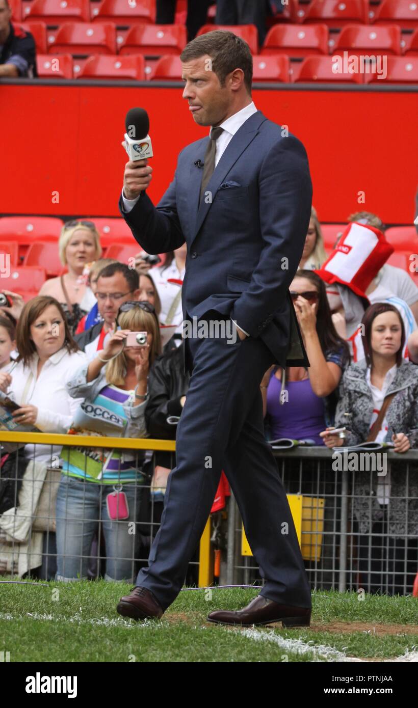 Manchesteruk Celebrity Football Soccer Aid At Old Trafford Credit Ian Fairbrotheralamy Stock