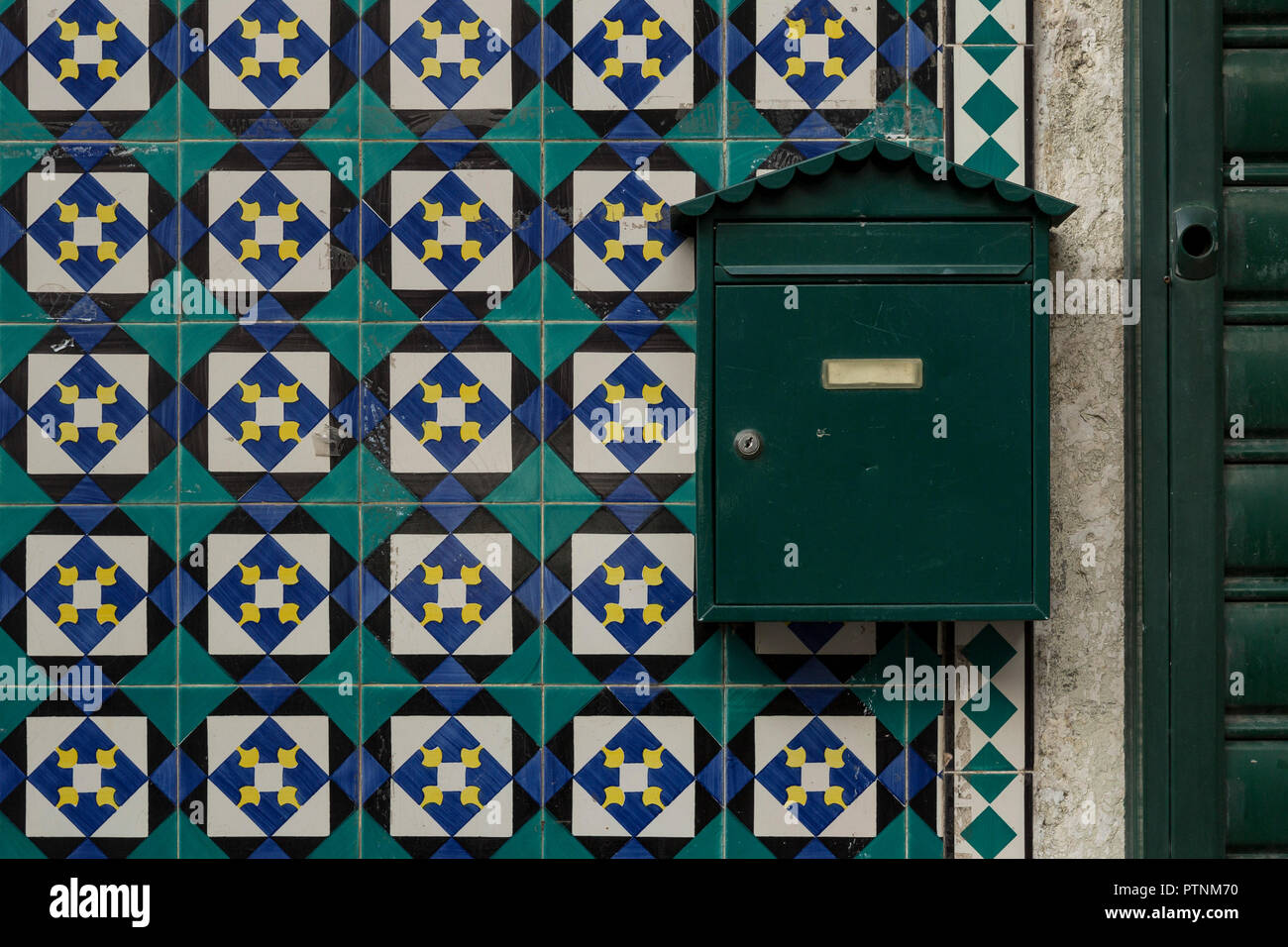 Ceramic letter tiles hi-res stock photography and images - Alamy