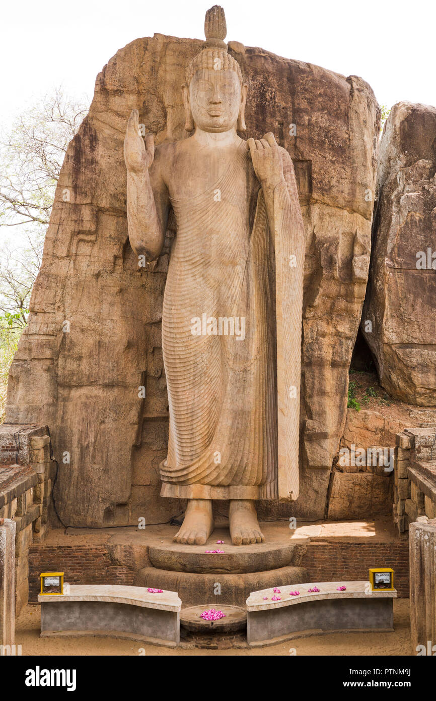 Avukana Buddha statue, Sri Lanka. July 2017 Stock Photo Alamy