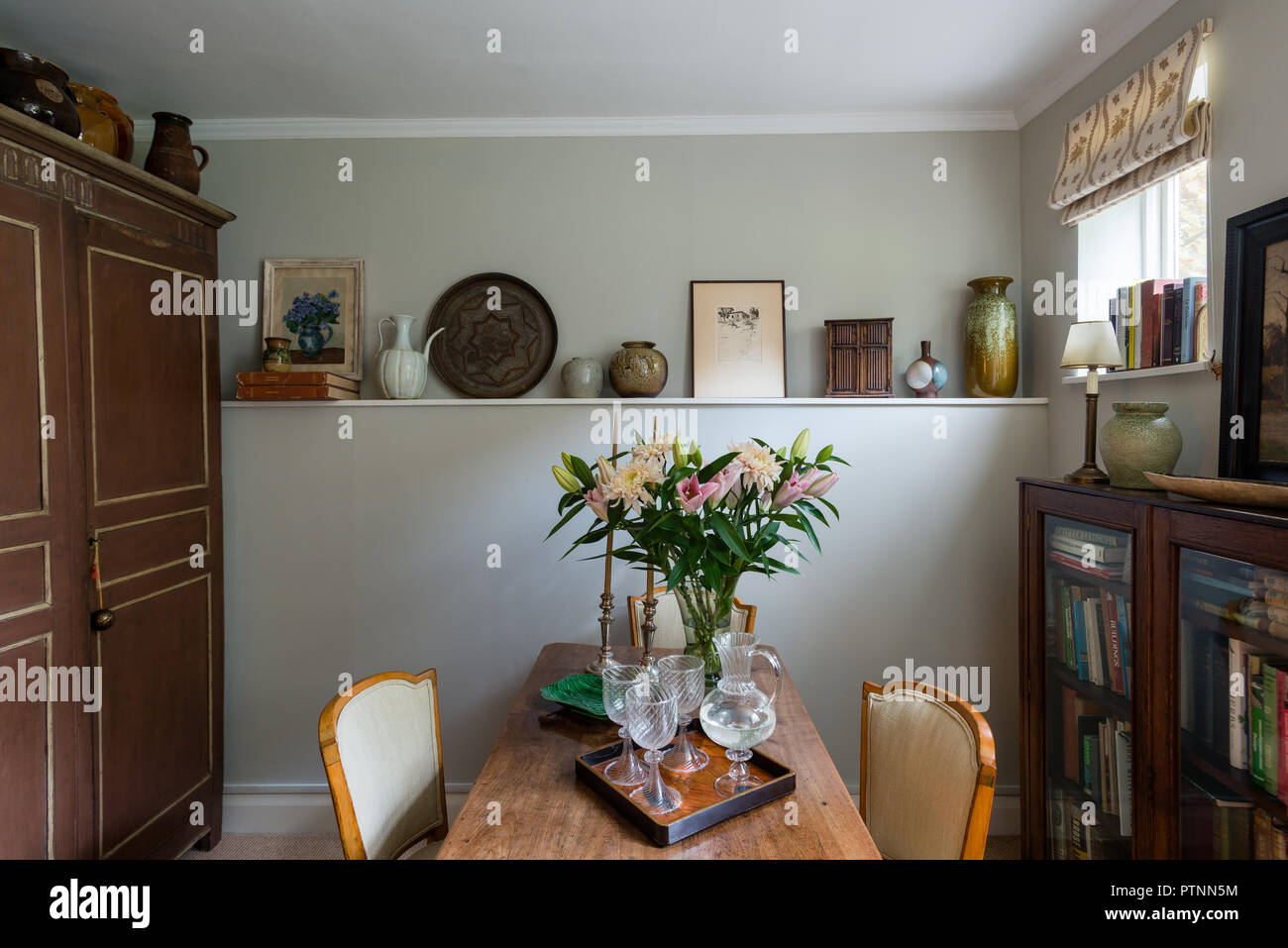1930s dining room hi-res stock photography and images - Alamy