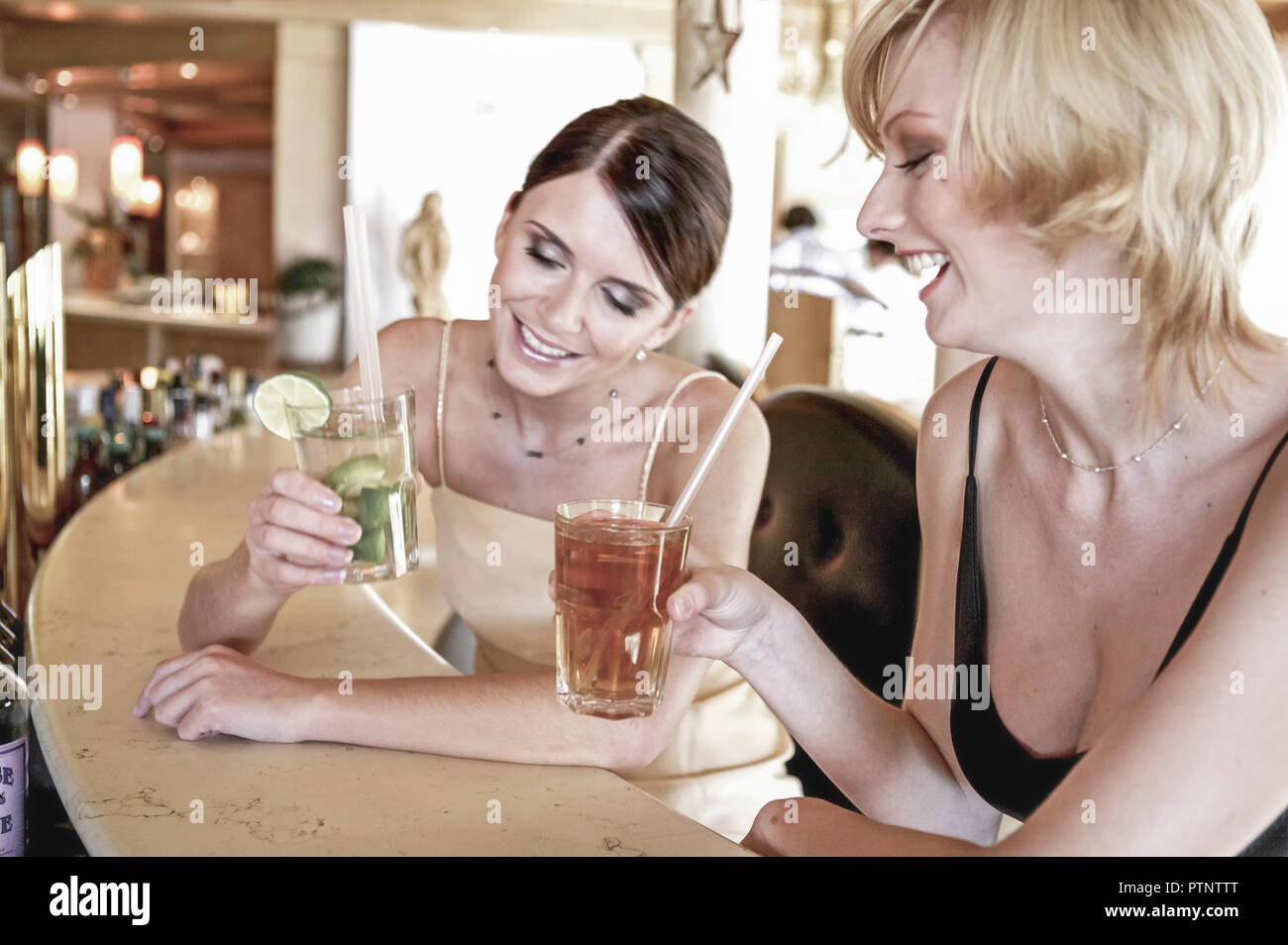 Bar frau kennenlernen