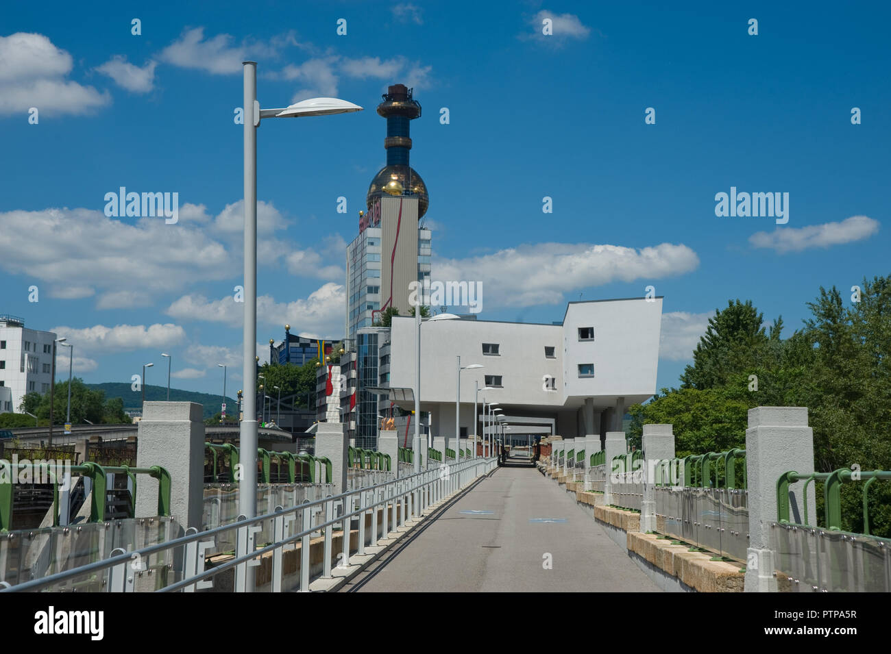 Zaha Hadid Bau Stock Photos Zaha Hadid Bau Stock Images Alamy