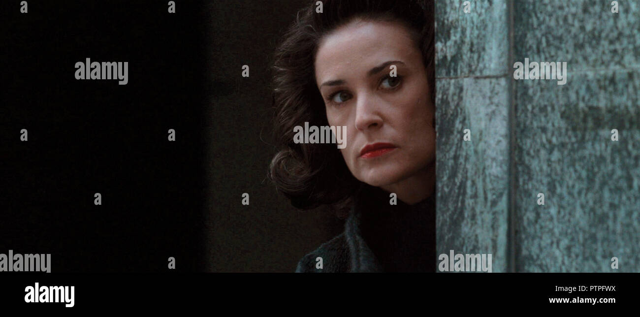 Le Casse Du Siecle Demi Moore Streaming Dr Pierce Stock Photos & Dr Pierce Stock Images - Alamy