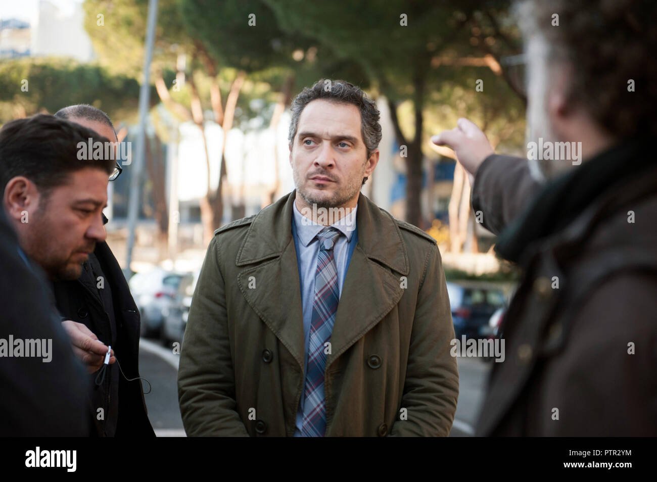 Pardonnez Nous Nos Offenses Film Netflix Antonio Leo Stock Photos & Antonio Leo Stock Images - Alamy