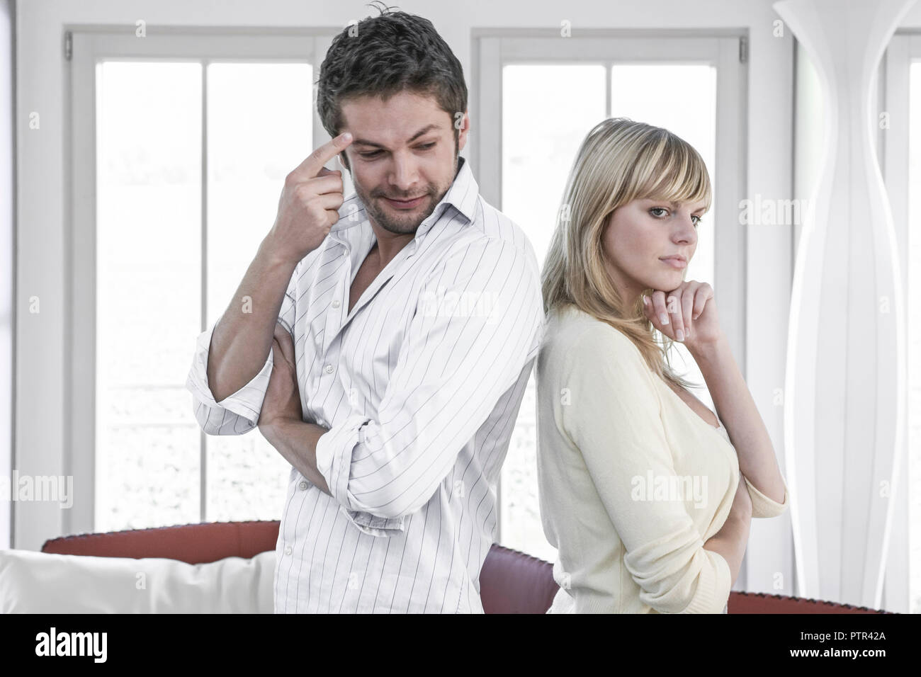Misstrauen High Resolution Stock Photography and Images Alamy