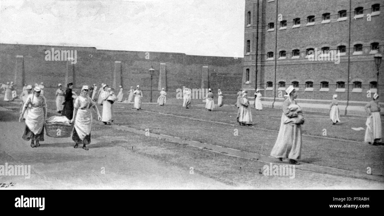 PENTONVILLE WOMENS PRISON, north London, about 1910. Prisoners at what was called Baby Walk Hour. Stock Photo