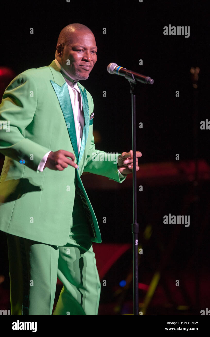 Eric grant the ojays 0040 jpg hi-res stock photography and images 