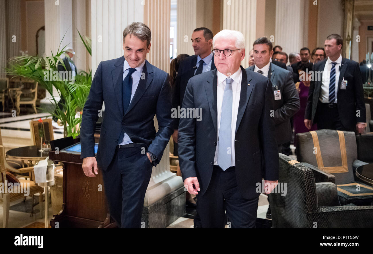 Athens, Greece. 11th Oct, 2018. Federal President Frank-Walter Steinmeier (r) and the Greek opposition leader Kyriakos Mitsotakis meet for talks at the Hotel Grande Bretagne. President Steinmeier and his wife are on a three-day state visit to Greece. Credit: Bernd von Jutrczenka/dpa/Alamy Live News Stock Photo
