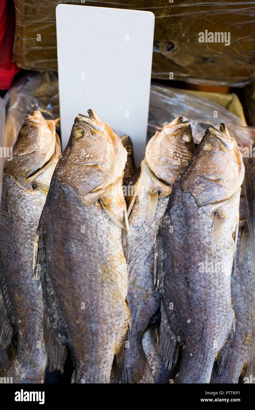 Fishes on the markets of Western Hong Kong with empty price tag, Sheung Wan, Hong Kong, China Stock Photo