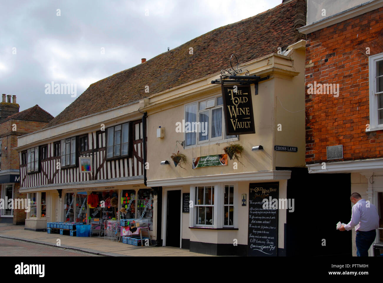 Wine Run Kent at Barbara Silver blog