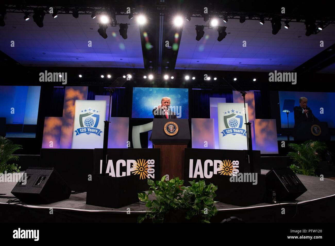 U.S President Donald Trump addresses the International Association of Chiefs of Police and Law Enforcement Convention at the Orange County Convention Center October 8, 2018 in Orlando, Florida. Stock Photo