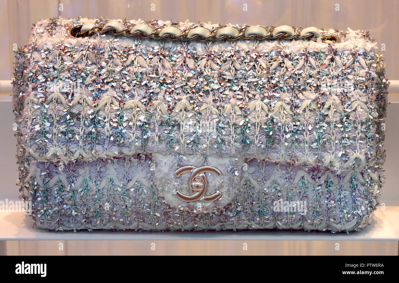 Chanel design hi-res stock photography and images - Alamy