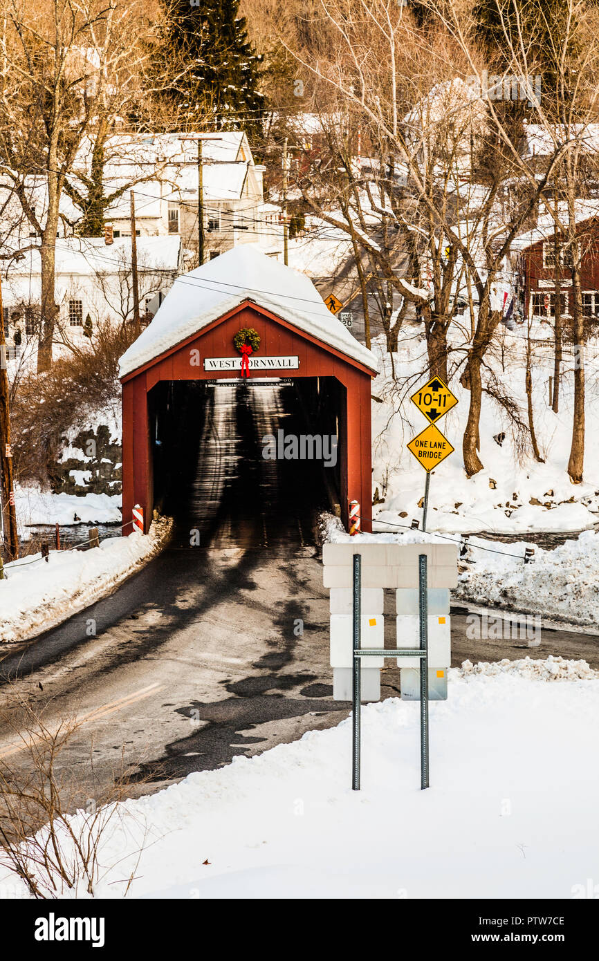 Covered Bridge West Cornwall, Connecticut, USA Stock Photo Alamy