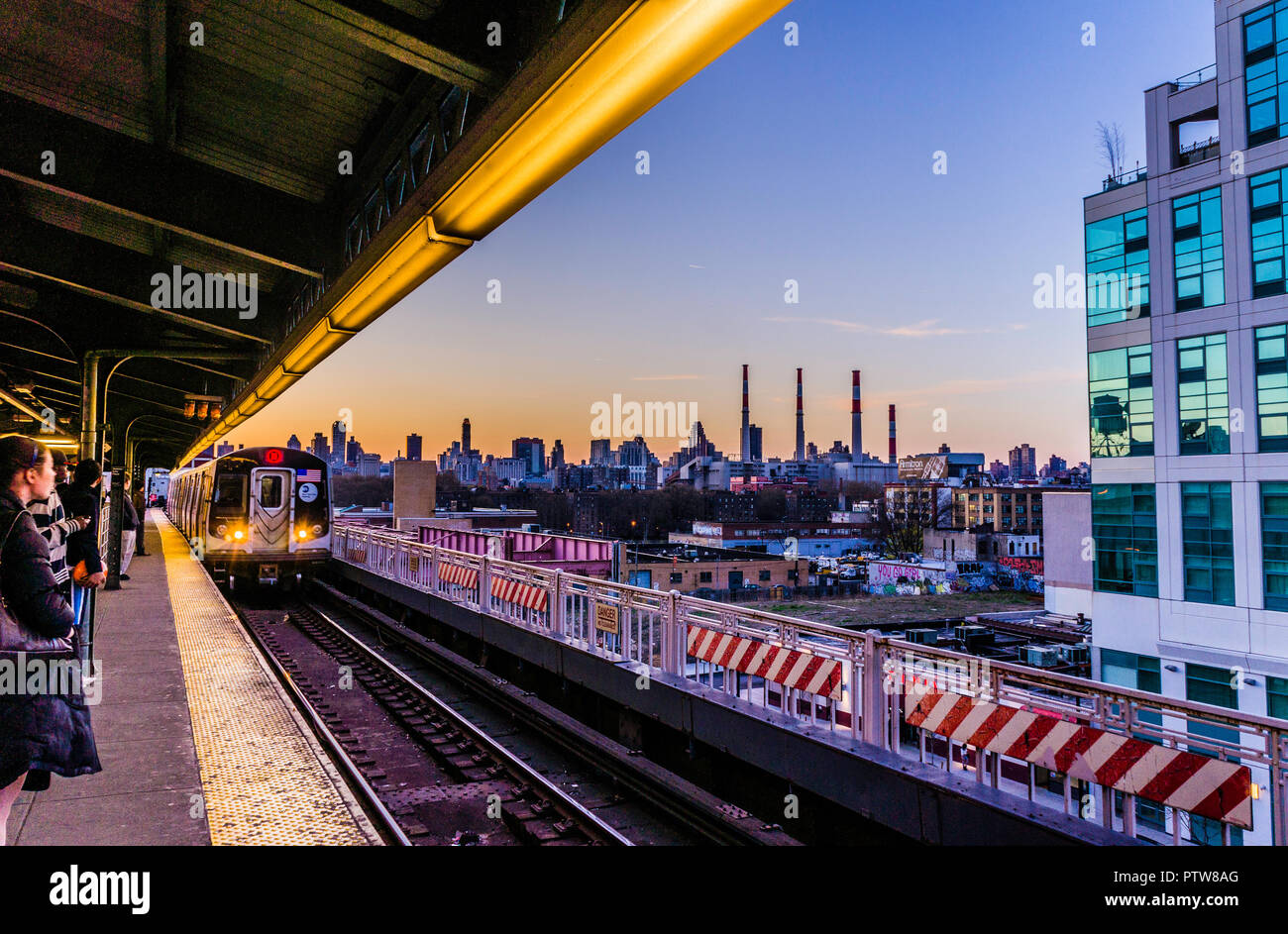 Queensboro plaza hires stock photography and images Alamy