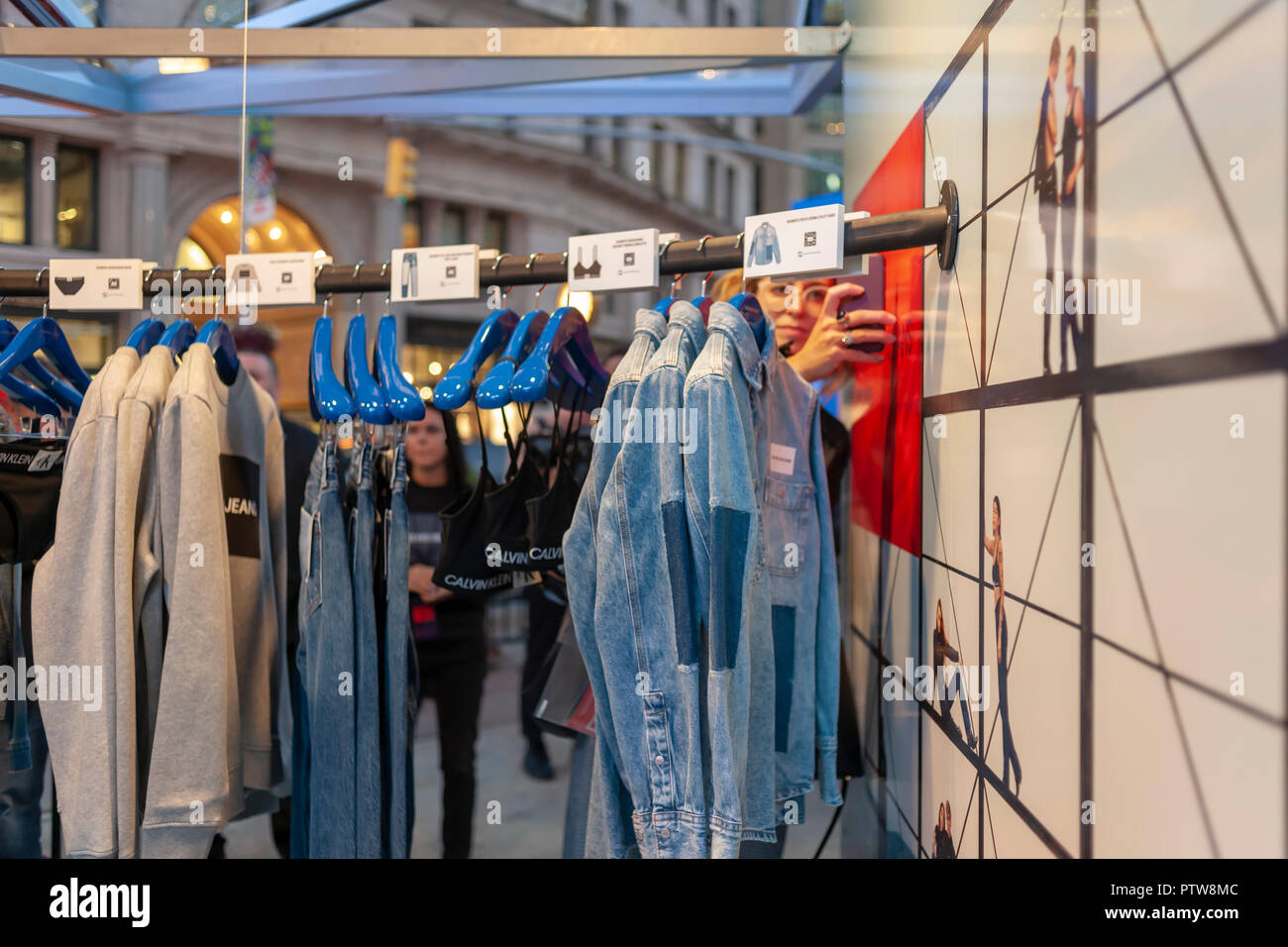 Retailer Calvin Klein High Resolution Stock Photography and Images - Alamy