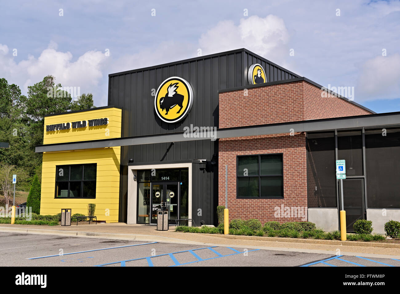 Buffalo Wild Wings casual family restaurant sports bar, front entrance, in Alabama USA Stock Photo - Alamy